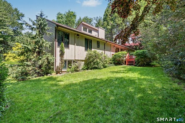 4 Scenic Hill Lane, Monroe, CT 06468