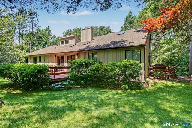 4 Scenic Hill Lane, Monroe, CT 06468