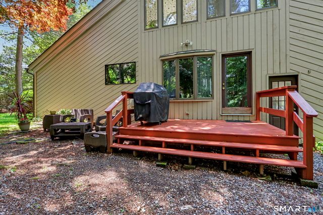 4 Scenic Hill Lane, Monroe, CT 06468