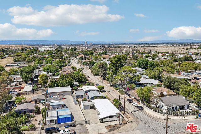 11100 Sheldon Street, Burbank, CA 91352
