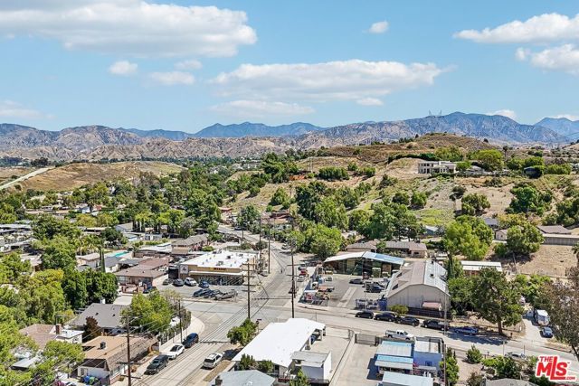 11100 Sheldon Street, Burbank, CA 91352