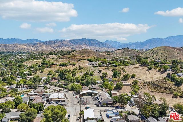 11100 Sheldon Street, Burbank, CA 91352