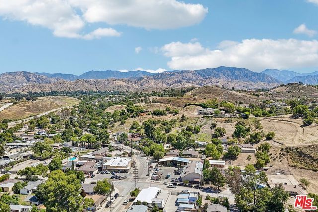 11100 Sheldon Street, Burbank, CA 91352