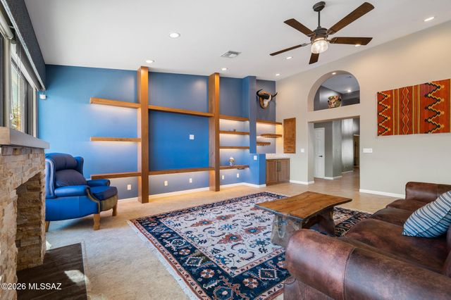 9920 N Desert Sky Place, Tucson, AZ 85737