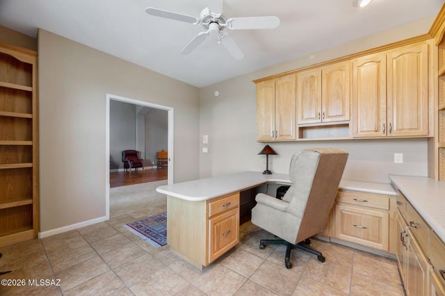 9920 N Desert Sky Place, Tucson, AZ 85737