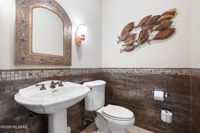 9920 N Desert Sky Place, Tucson, AZ 85737