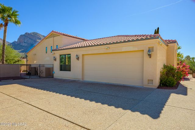 9920 N Desert Sky Place, Tucson, AZ 85737