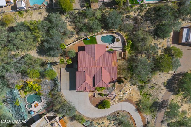 9920 N Desert Sky Place, Tucson, AZ 85737