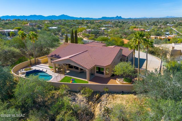 9920 N Desert Sky Place, Tucson, AZ 85737