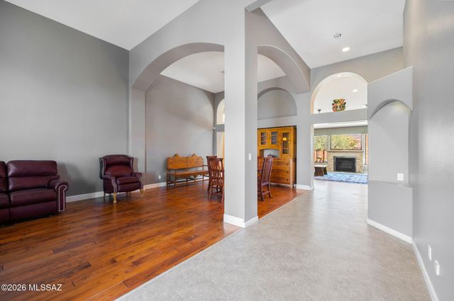 9920 N Desert Sky Place, Tucson, AZ 85737