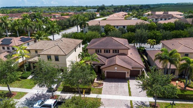 125 SE 36th Place, Homestead, FL 33033