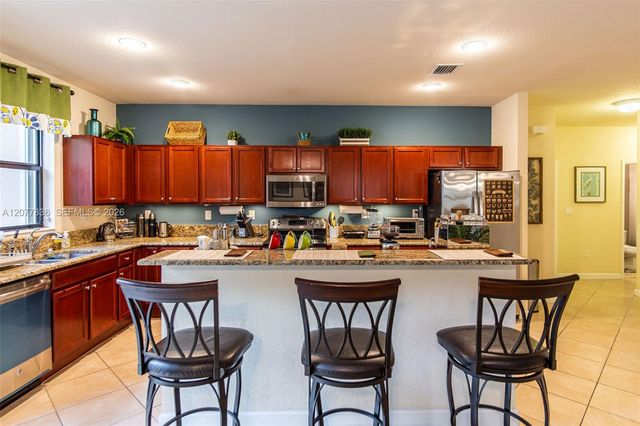 125 SE 36th Place, Homestead, FL 33033