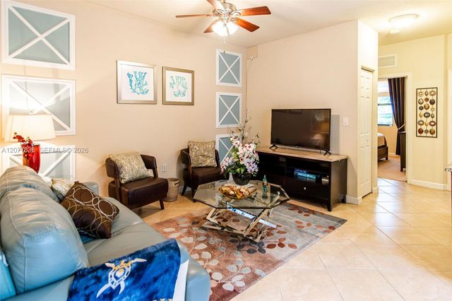 125 SE 36th Place, Homestead, FL 33033
