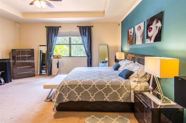 125 SE 36th Place, Homestead, FL 33033