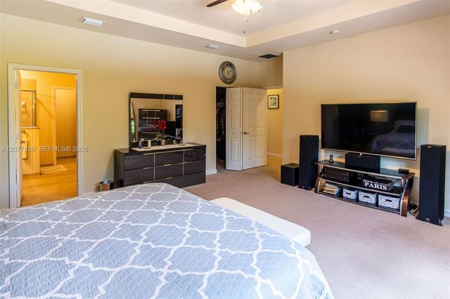 125 SE 36th Place, Homestead, FL 33033
