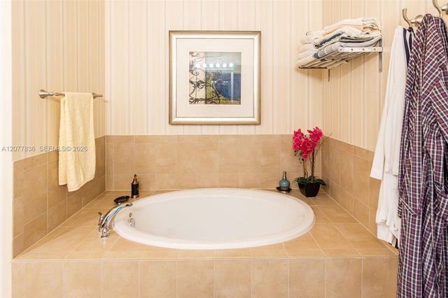 125 SE 36th Place, Homestead, FL 33033