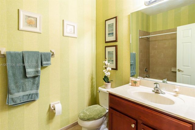 125 SE 36th Place, Homestead, FL 33033