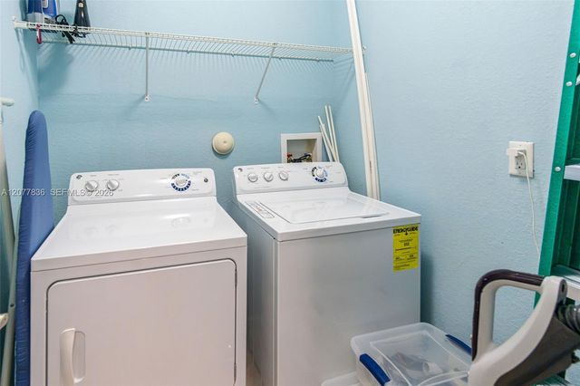 125 SE 36th Place, Homestead, FL 33033