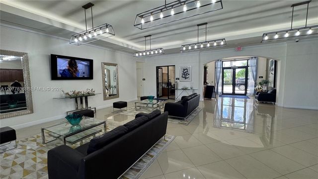 125 SE 36th Place, Homestead, FL 33033