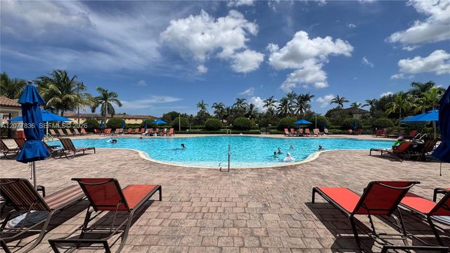 125 SE 36th Place, Homestead, FL 33033
