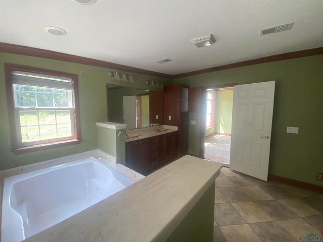 3635 State Highway 154, Marshall, TX 75670