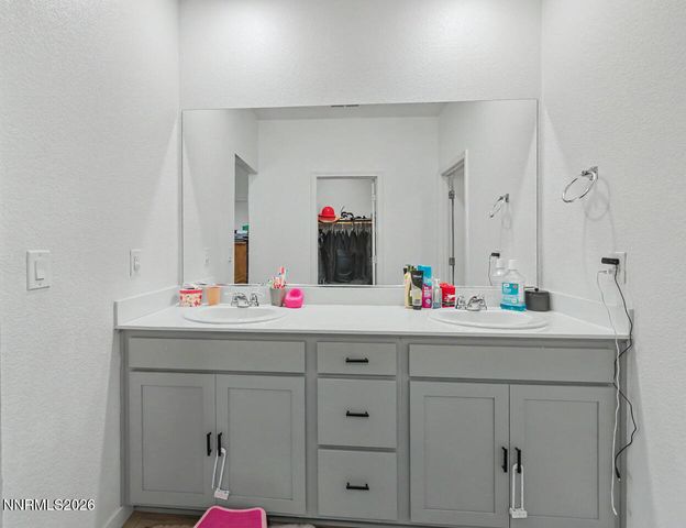 1040 Conifer Drive, Fallon, NV 89406