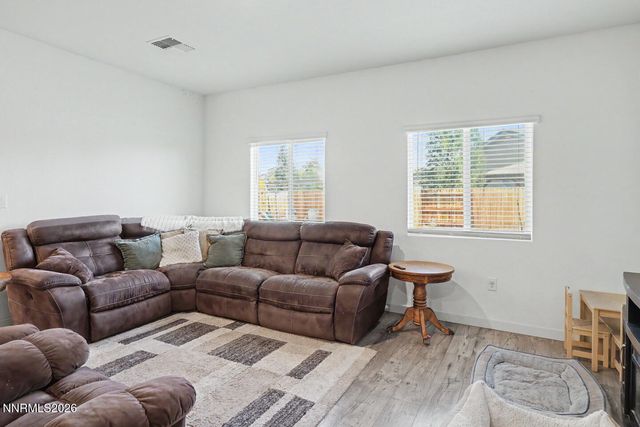 1040 Conifer Drive, Fallon, NV 89406