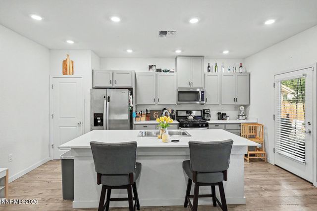 1040 Conifer Drive, Fallon, NV 89406