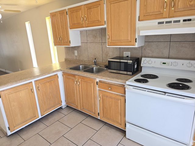 2384 S DERBY ST, West Valley City, UT 84119