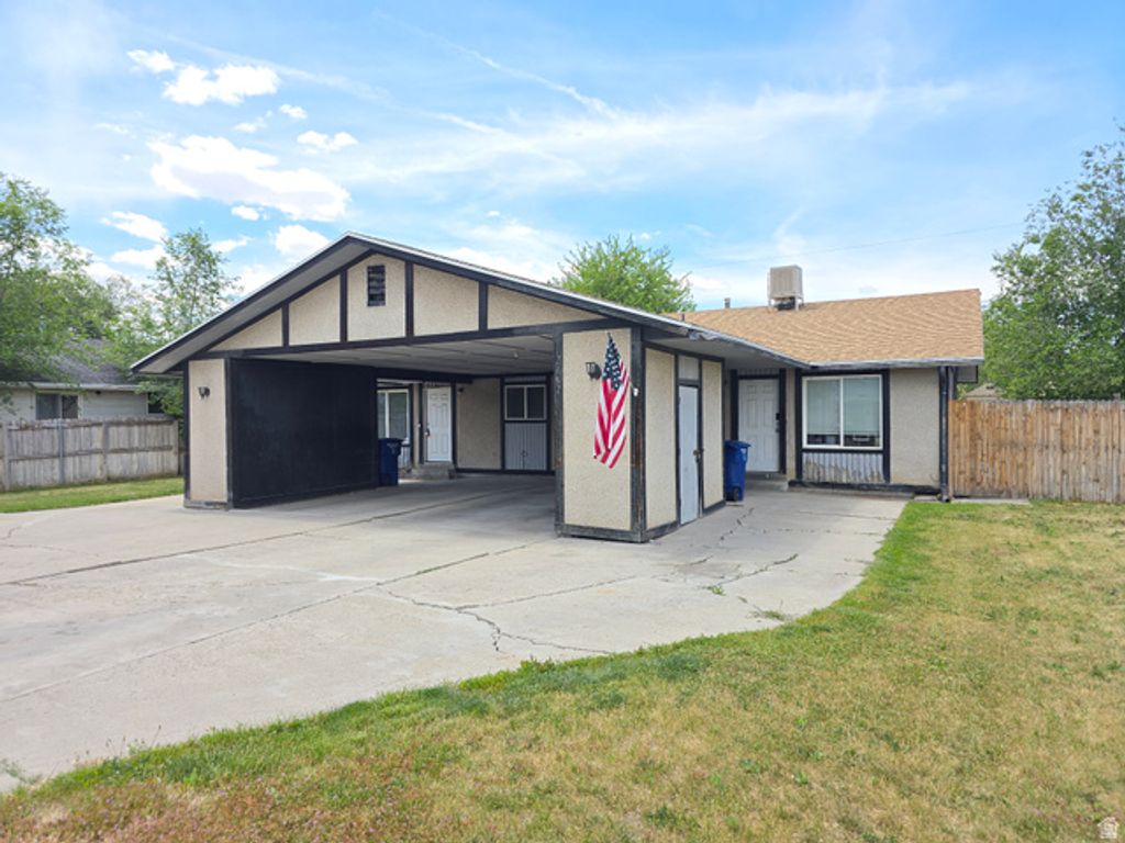 2384 S DERBY ST, West Valley City, UT 84119