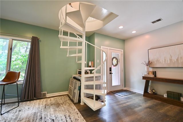 7348 S Raccoon Road, Canfield, OH 44406