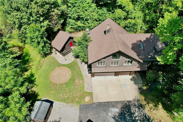 7348 S Raccoon Road, Canfield, OH 44406