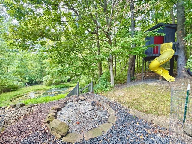 7348 S Raccoon Road, Canfield, OH 44406