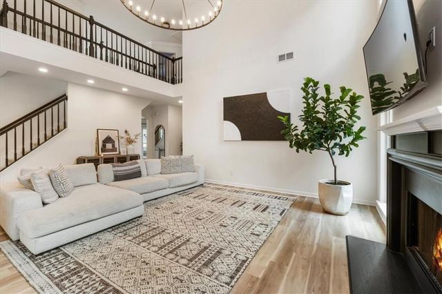 255 Fieldstone Court, Alpharetta, GA 30009