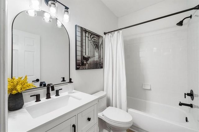 255 Fieldstone Court, Alpharetta, GA 30009