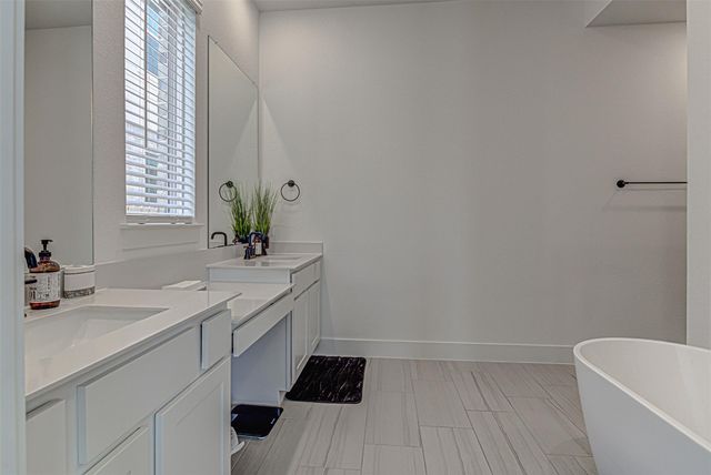 912 Rock Daisy TRL, Hutto, TX 78634