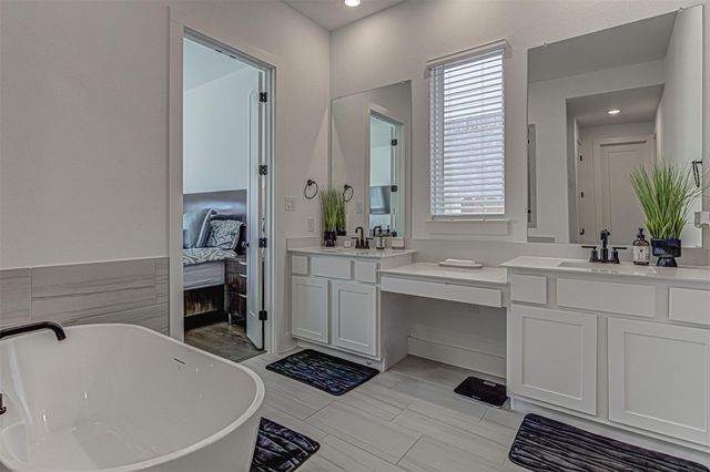 912 Rock Daisy TRL, Hutto, TX 78634