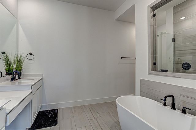 912 Rock Daisy TRL, Hutto, TX 78634