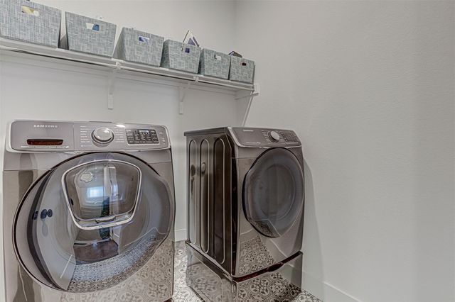 912 Rock Daisy TRL, Hutto, TX 78634