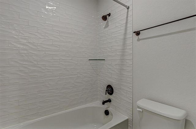 912 Rock Daisy TRL, Hutto, TX 78634