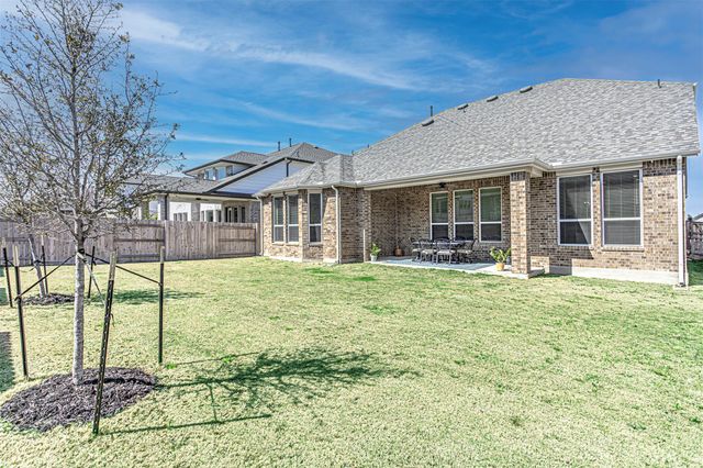 912 Rock Daisy TRL, Hutto, TX 78634