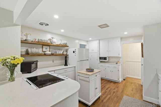 411 Brampton Drive, Dewitt, NY 13214