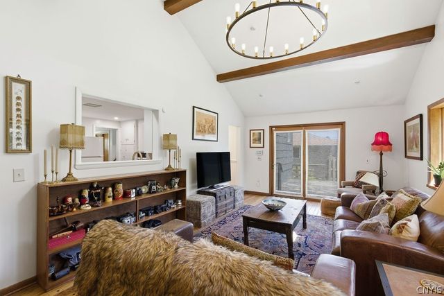 411 Brampton Drive, Dewitt, NY 13214