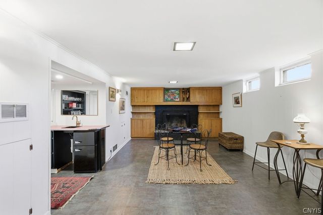 411 Brampton Drive, Dewitt, NY 13214