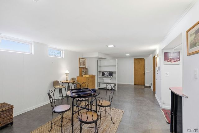 411 Brampton Drive, Dewitt, NY 13214
