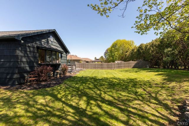 411 Brampton Drive, Dewitt, NY 13214