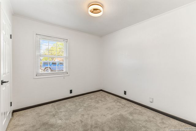 2311 N Camp, Seguin, TX 78155