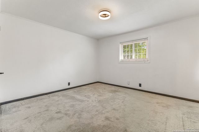 2311 N Camp, Seguin, TX 78155