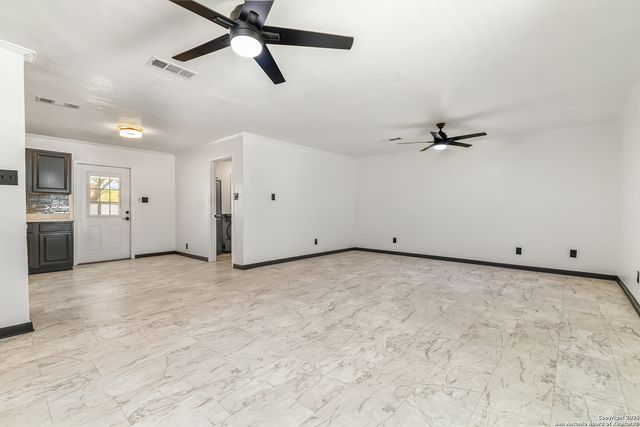 2311 N Camp, Seguin, TX 78155