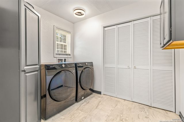 2311 N Camp, Seguin, TX 78155